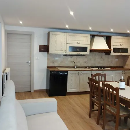Maison Sandra * Introd
