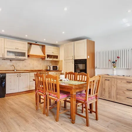 Maison Sandra Apartament